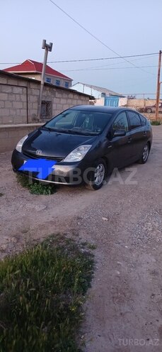 Toyota Prius-2