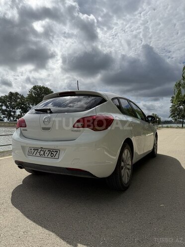 Opel Astra-4