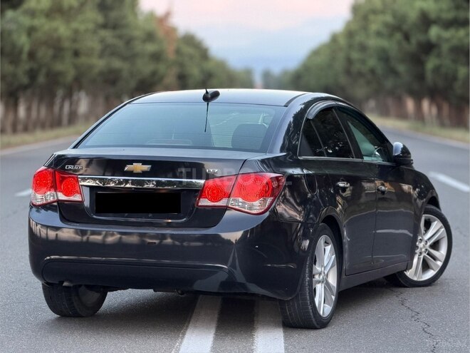 Chevrolet Cruze-7