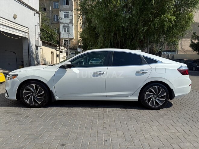 Honda Insight-4