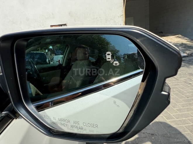 Honda Insight-12