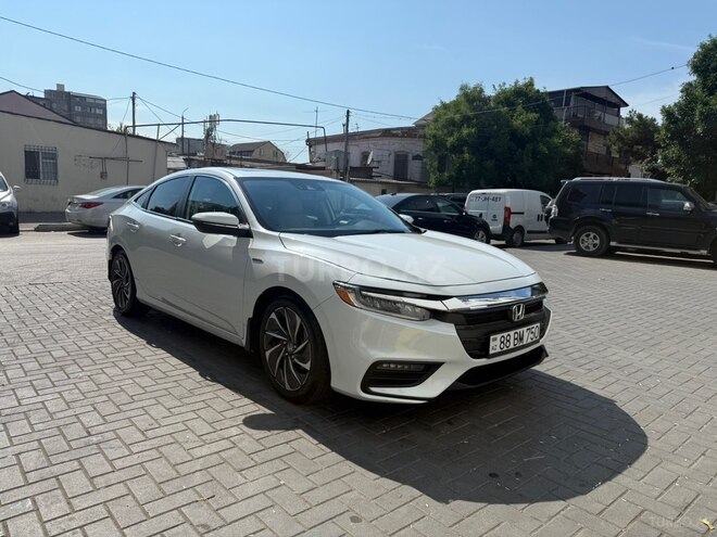 Honda Insight-8