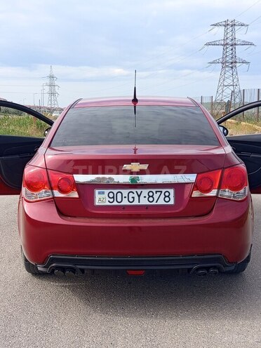 Chevrolet Cruze-2