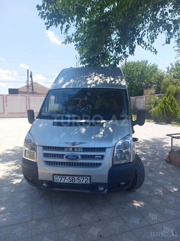 Ford Transit Custom-1