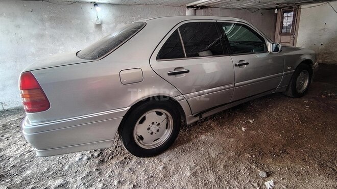 Mercedes C 220-3