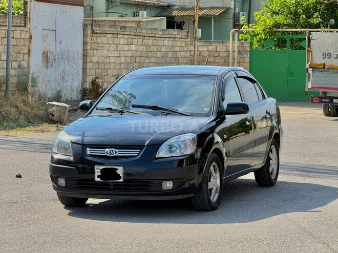 Kia Rio-1