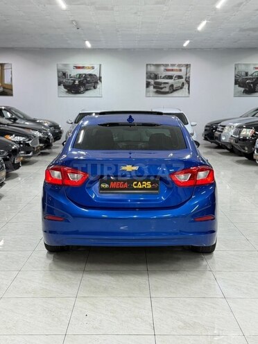 Chevrolet Cruze-7