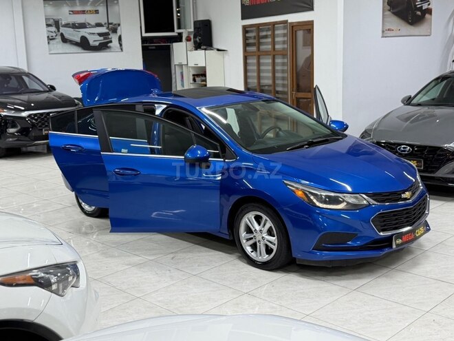 Chevrolet Cruze-13