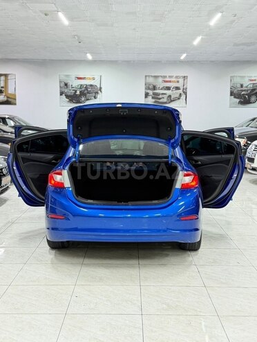 Chevrolet Cruze-19