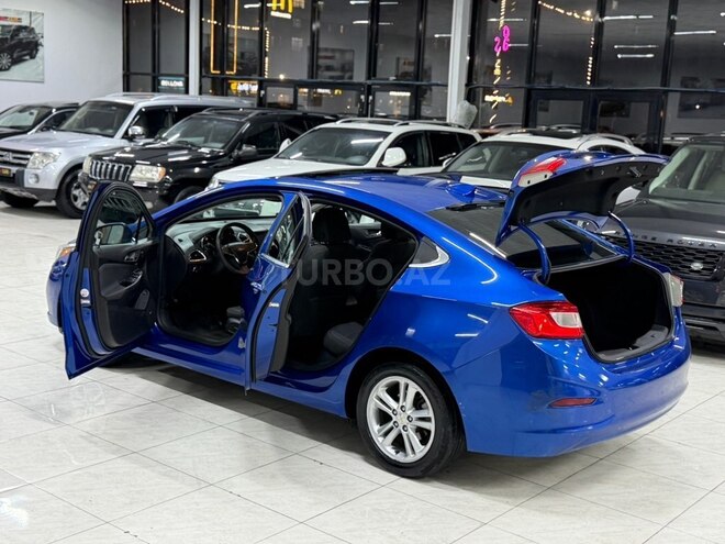 Chevrolet Cruze-20