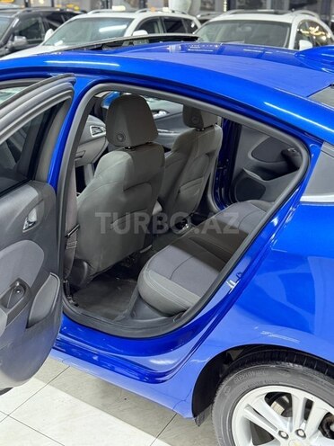 Chevrolet Cruze-27