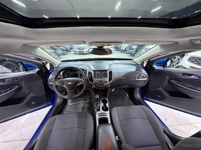 Chevrolet Cruze-24