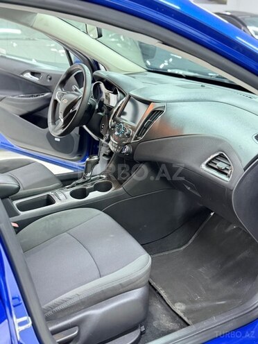 Chevrolet Cruze-26