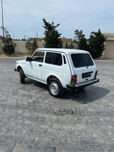 LADA (VAZ) Niva-8