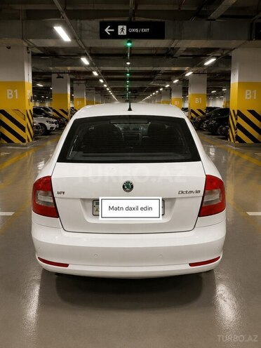 Skoda Octavia-2