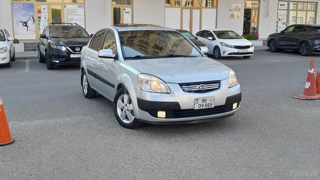 Kia Rio-4