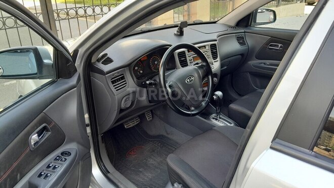 Kia Rio-11