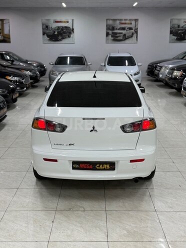 Mitsubishi Lancer-7