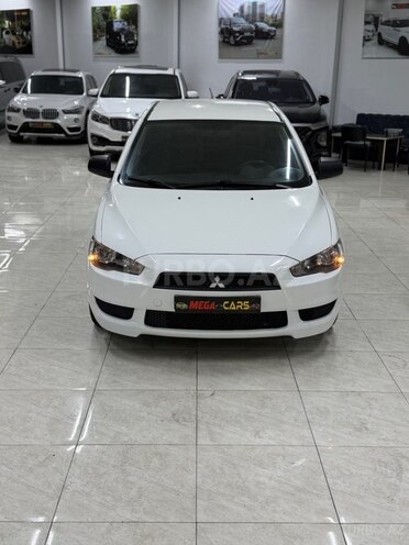 Mitsubishi Lancer-2