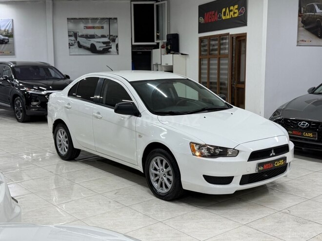 Mitsubishi Lancer-9