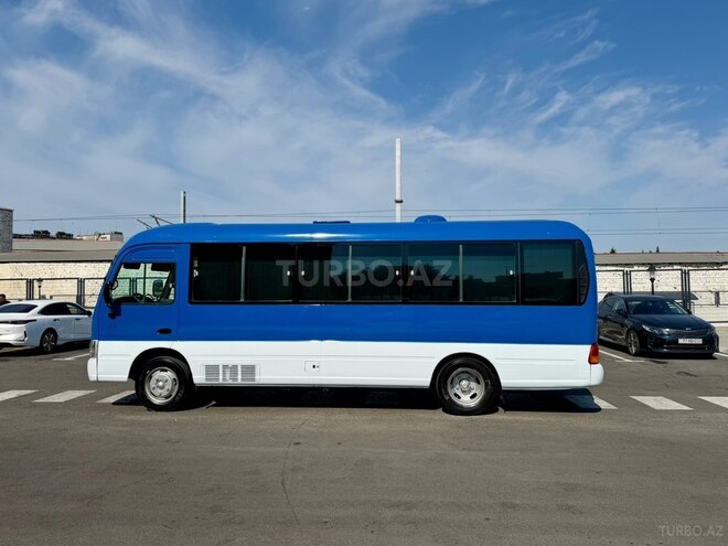 Hyundai County-6