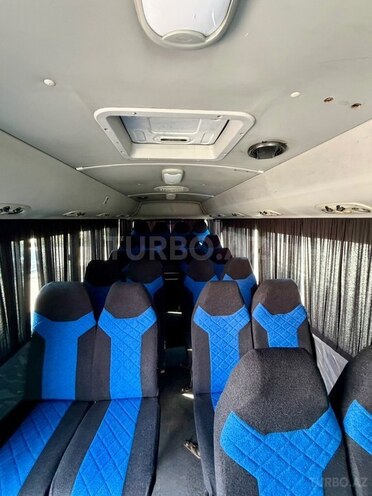 Hyundai County-8