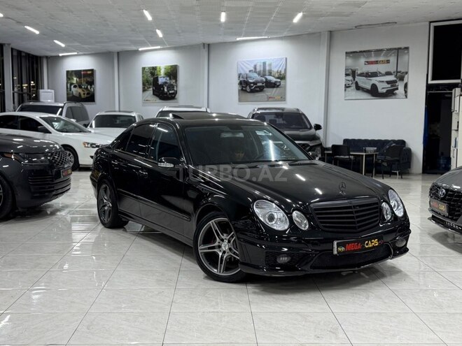 Mercedes E 240-1