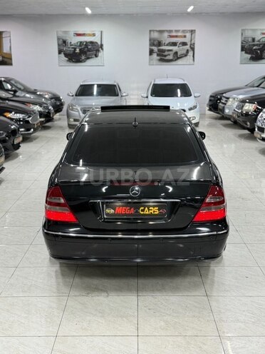 Mercedes E 240-7