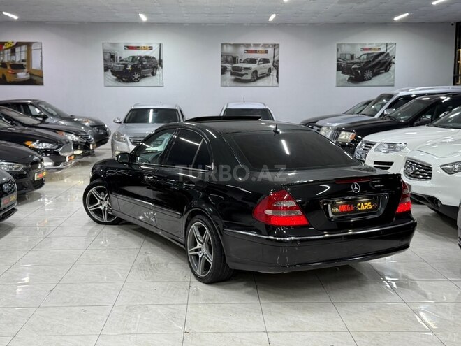 Mercedes E 240-8
