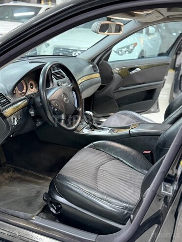 Mercedes E 240-22