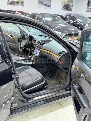 Mercedes E 240-24