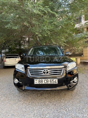 Toyota RAV4-1
