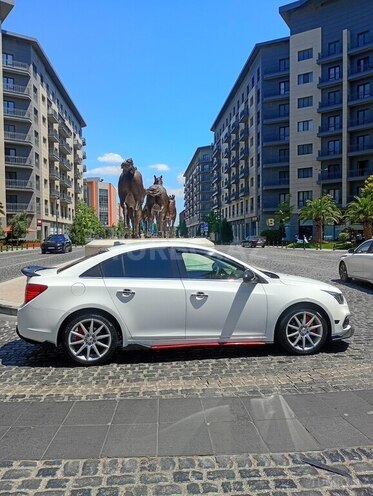 Chevrolet Cruze-4