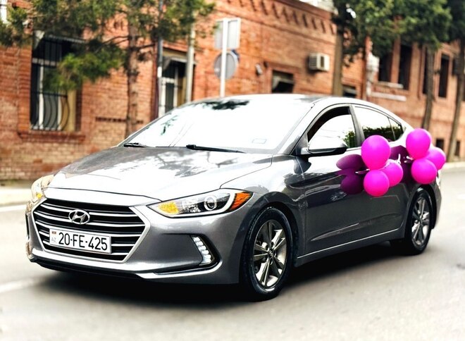 Hyundai Elantra-5
