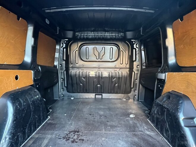Opel Combo-8