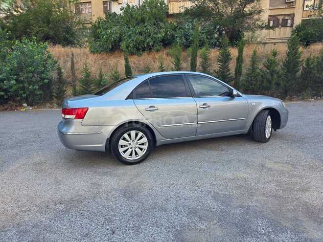 Hyundai Sonata-8