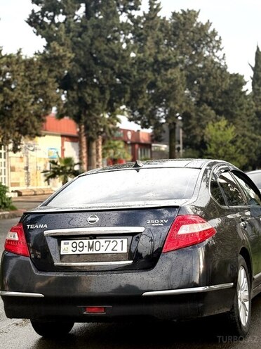Nissan Teana-2