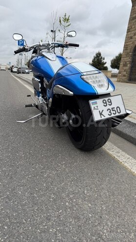 Suzuki Intruder M1800R-4