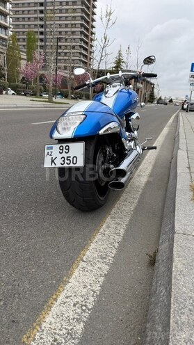 Suzuki Intruder M1800R-5