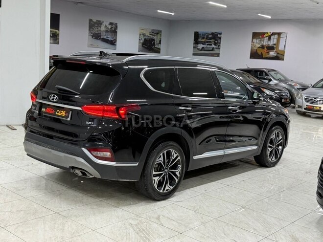 Hyundai Santa Fe-11