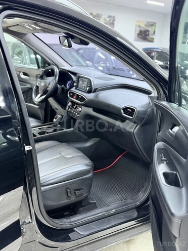 Hyundai Santa Fe-25