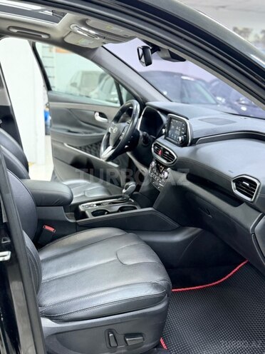 Hyundai Santa Fe-26