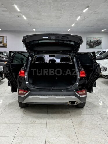 Hyundai Santa Fe-19