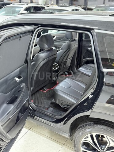 Hyundai Santa Fe-27