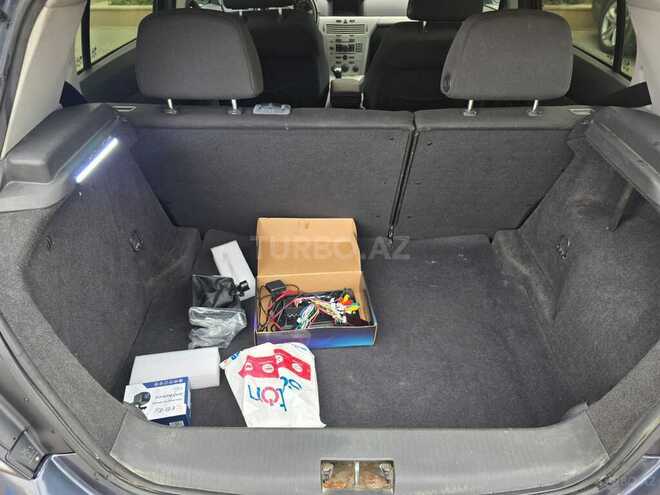 Opel Astra-11