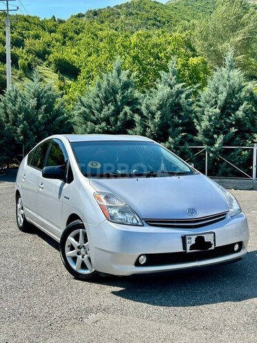 Toyota Prius-1