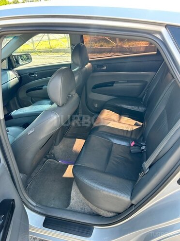 Toyota Prius-12
