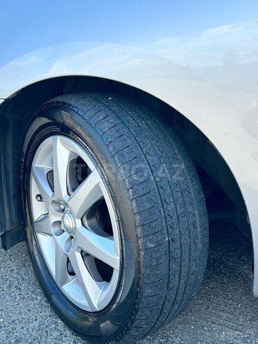 Toyota Prius-18