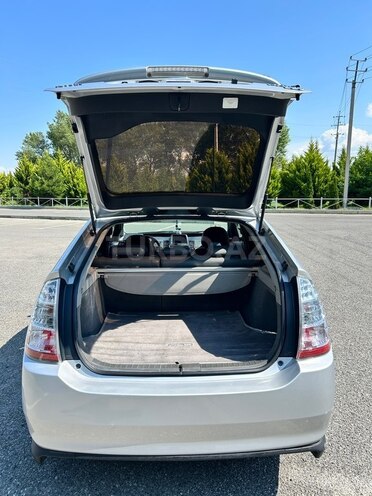 Toyota Prius-17