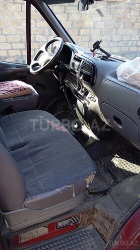 Ford Transit-3